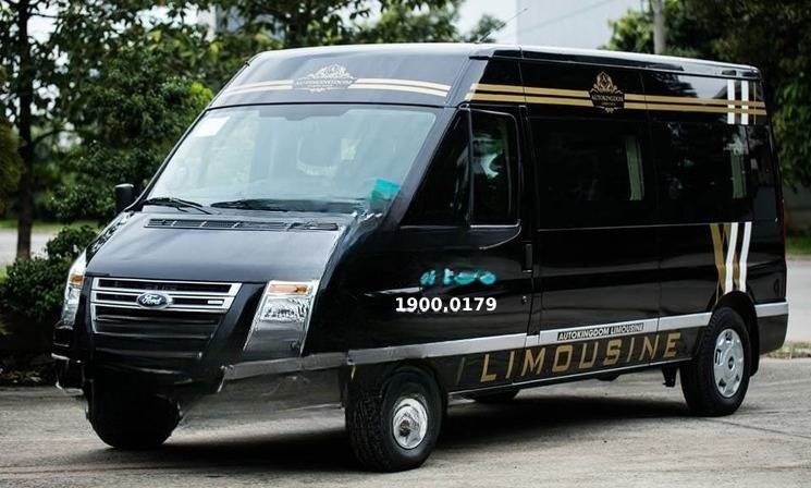 Xe Nghĩa Anh Limousine Mặt trước xe Bên hông xe Sedona 7 chỗ
