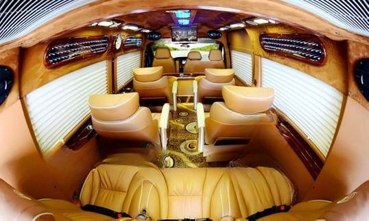 Xe Lý Thảo Nội thất Ghế ngồi Limousine 9 chỗ VIP