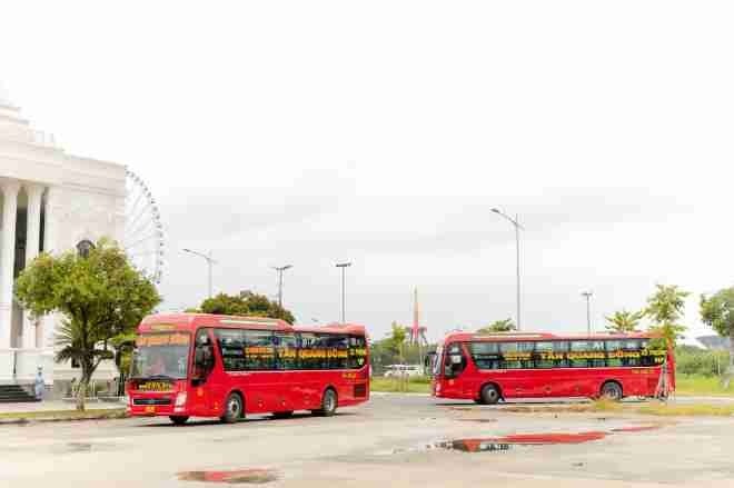 Xe Tân Quang Dũng Limousine Bên hông xe Giường nằm 45 chỗ