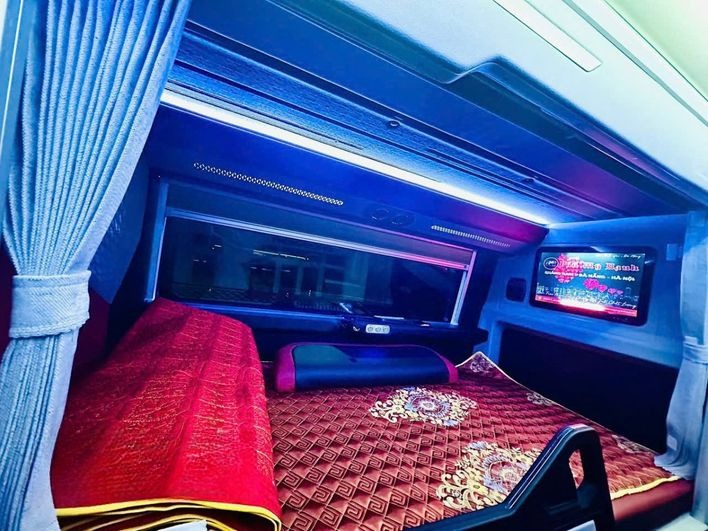 Xe Phú Mỹ Hạnh Giường nằm Tiện ích Nội thất Limousine 24 Phòng