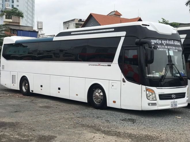 Xe Long Multi Bên hông xe Ghế ngồi 45 chỗ