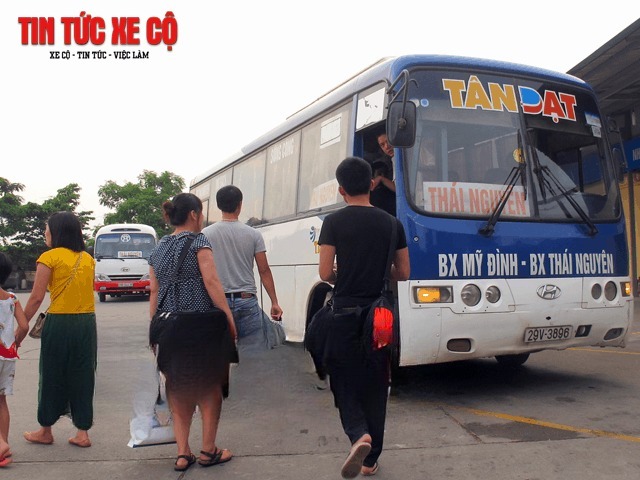 Tân Đạt (Hà Nội)