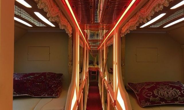 Xe Thế Anh Nội thất Limousine 20 Cabin VIP