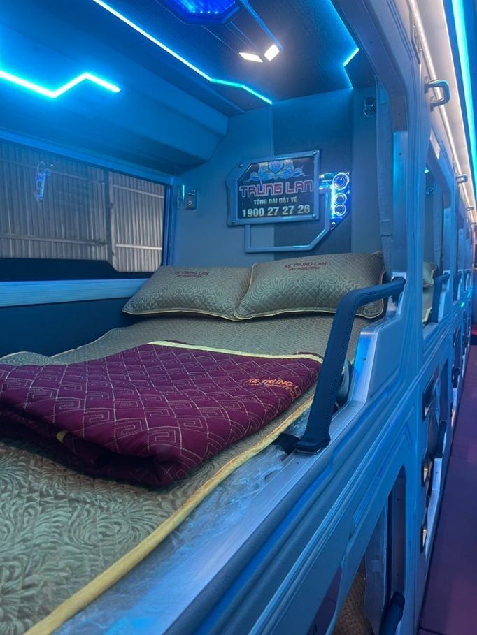 Xe Trung Lan Nội thất Cabin 24 phòng