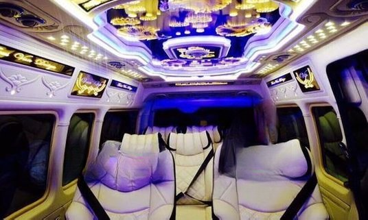 Limousine 9 chỗ Đức Yến Limousine