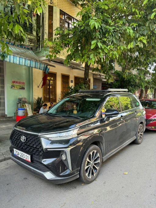Xe Bảo Châu Car Bên hông xe Xe Fortuner 7 chỗ