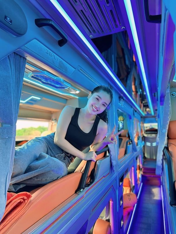 Xe Tài Phát (Bình Định) Nội thất Limousine 24 Phòng