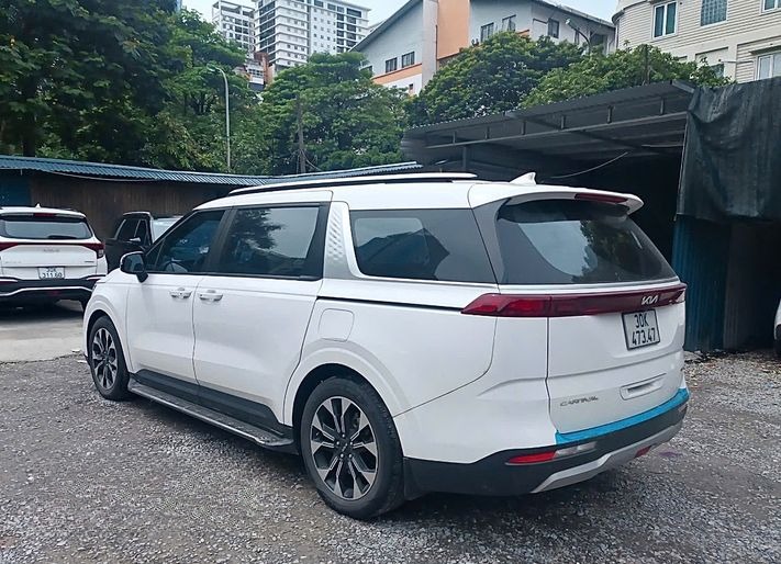 Xe Anh Huy VIP Mặt sau xe 