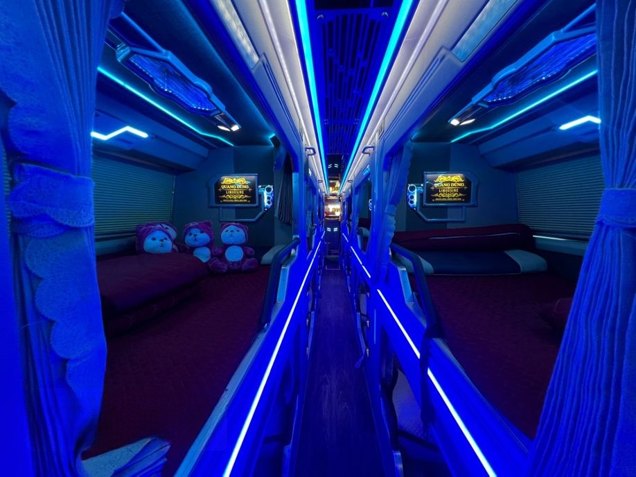 Xe Quang Dũng VIP Limousine Giường nằm Tiện ích Nội thất Limousine 22 phòng (Có WC)