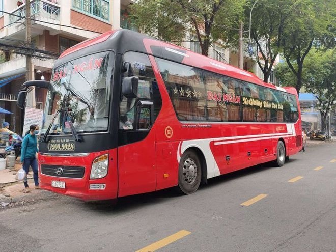 Xe Đại Ngân Bên hông xe Giường nằm 40 chỗ