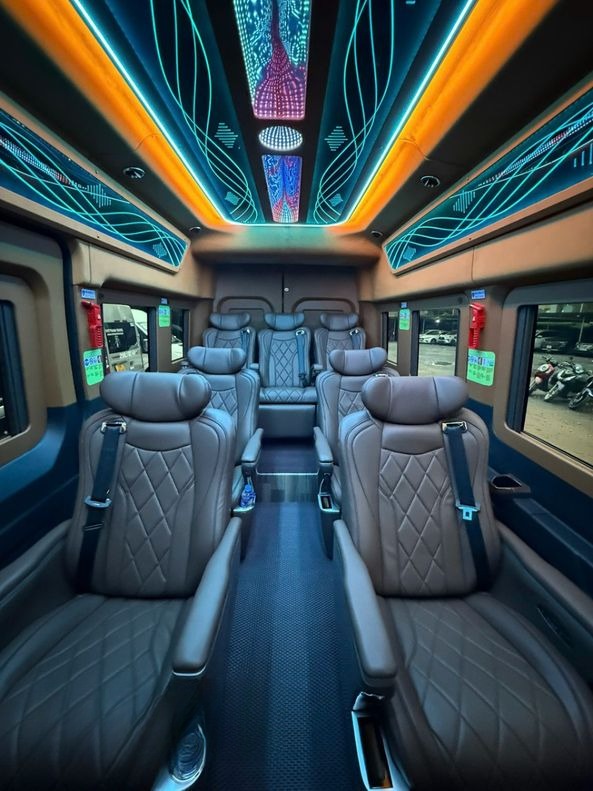 Xe G5Car Ghế ngồi Nội thất Limousine 9 chỗ