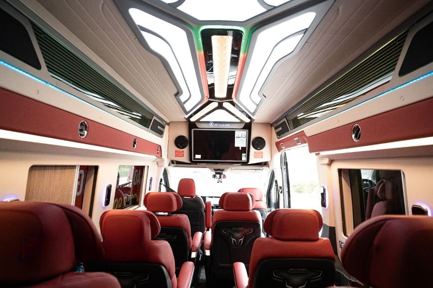Xe Duy Quang Limousine Nội thất Limousine 10 chỗ