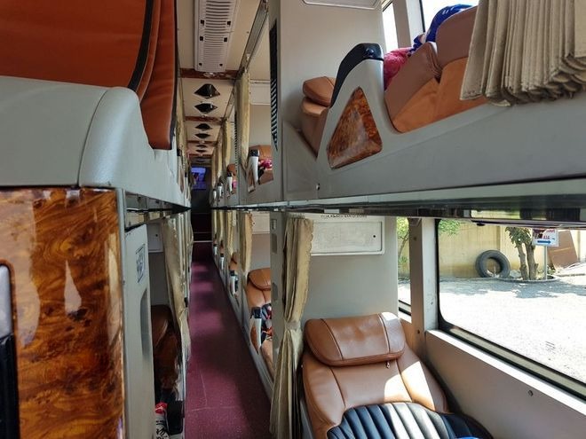 Xe Lovabus Giường nằm Nội thất Limousine 34 phòng VIP