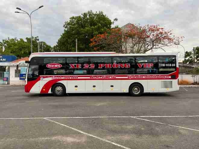 Xe Thảo Hồng Bên hông xe Xe 22 Phòng VIP