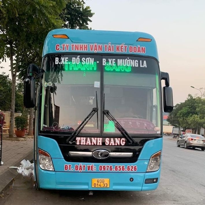 Xe Thanh Sang (Lai Châu) Mặt trước xe Ghế ngồi 29 chỗ