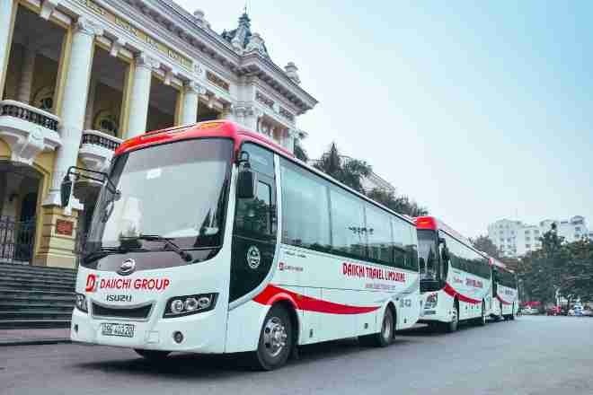 Xe Daiichi Travel Bên hông xe 