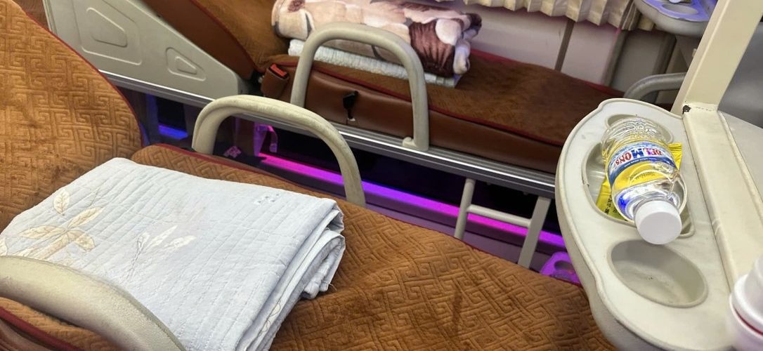 Xe Trung Kiên (Hải Dương) Giường nằm Tiện ích Giường nằm 40 chỗ