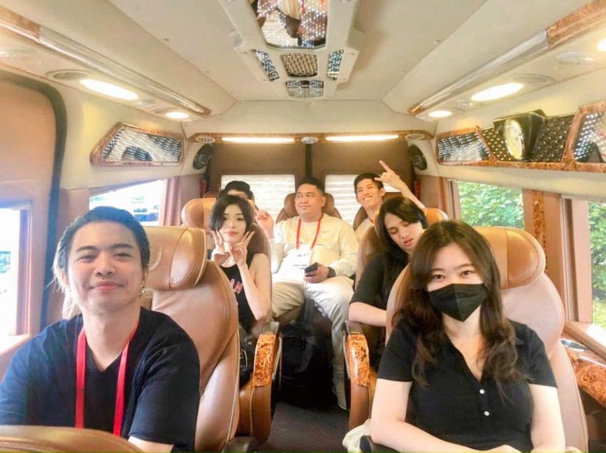 Xe Thuận Phát Limousine Nội thất Ghế ngồi Limousine 9 chỗ