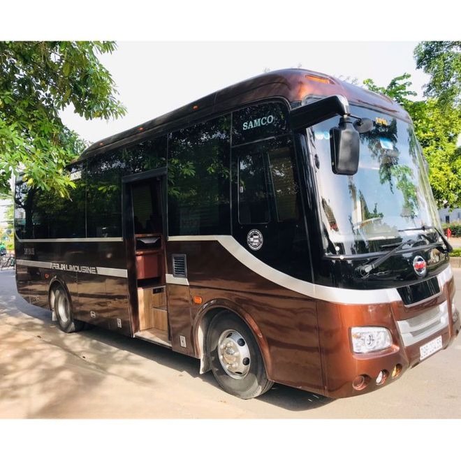 Xe Cường Phát Limousine Limousine 19 chỗ 