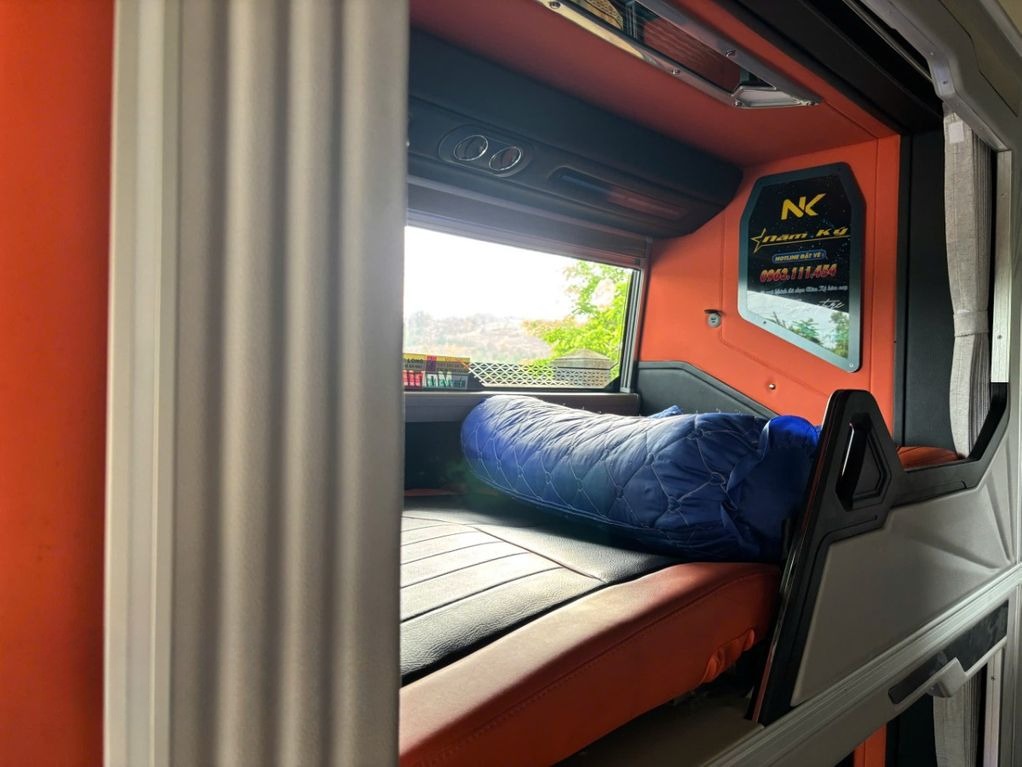 Xe Năm Ký Giường nằm Tiện ích Nội thất Limousine 24 Phòng