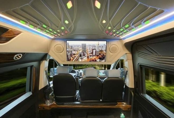 Xe Hoàng Anh Limousine Nội thất Limousine 9 chỗ VIP