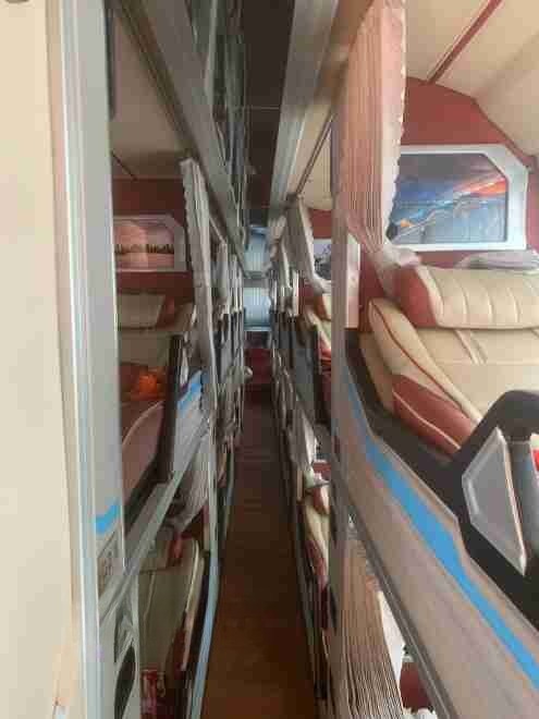Xe Đức Dương Bus Nội thất Giường nằm 34 chỗ