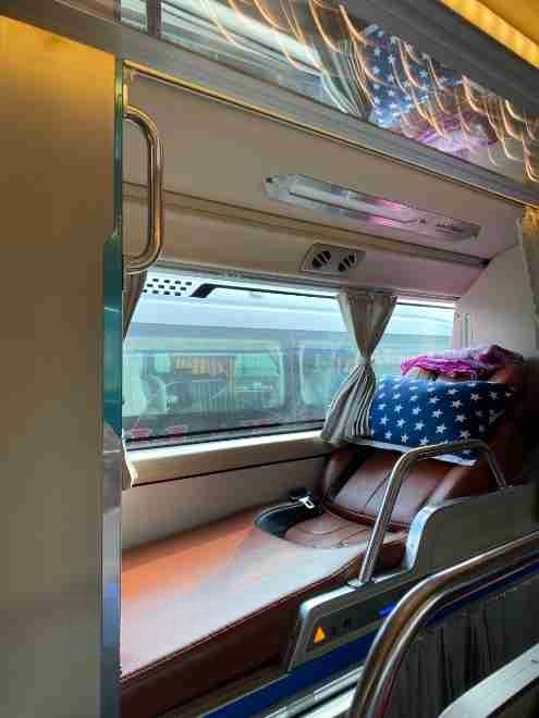 Xe Thùy Linh (Tà Đùng) Giường nằm Tiện ích Nội thất Limousine 34 phòng