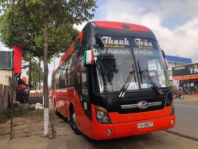 Xe Thanh Trân Mặt trước xe Giường nằm 46 chỗ