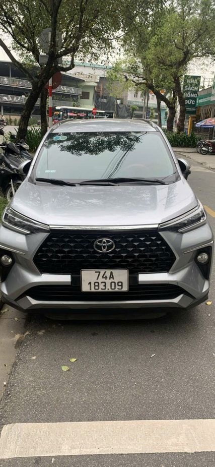 Xe Linh Lê Mặt trước xe Sơ đồ ghế 7 chỗ 