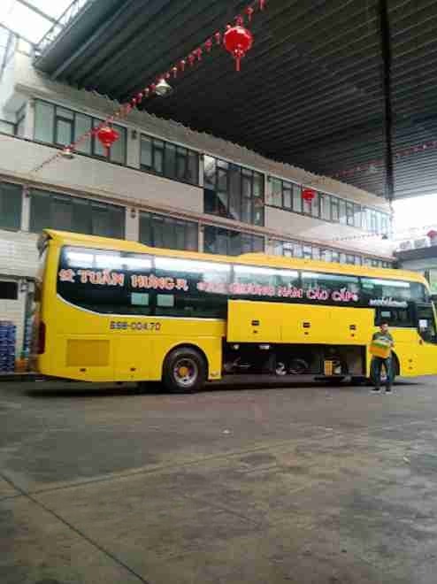 Xe Tuấn Hưng Bên hông xe Giường nằm 41 chỗ 
