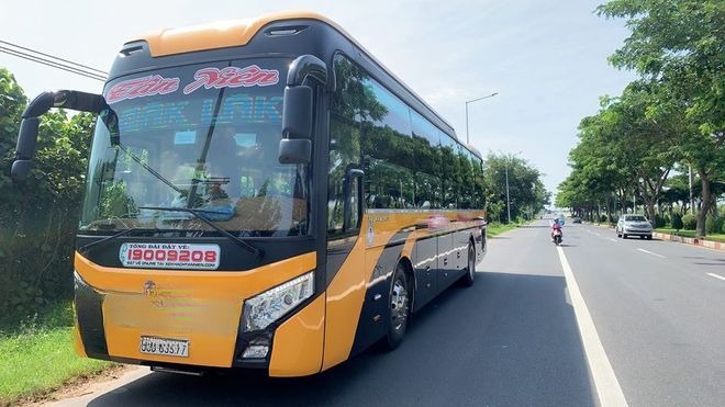 Xe Tân Niên Mặt trước xe Bên hông xe Giường nằm 44 chỗ