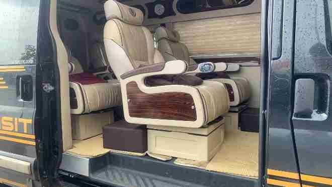 Xe Lovabus Ghế ngồi Tiện ích Nội thất Limousine 9 chỗ