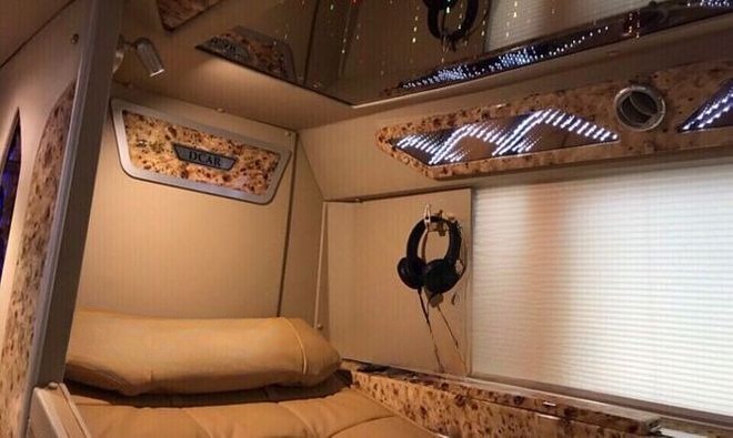Xe Kim Anh Giường nằm Tiện ích Nội thất VIP Limousine 22 Chỗ