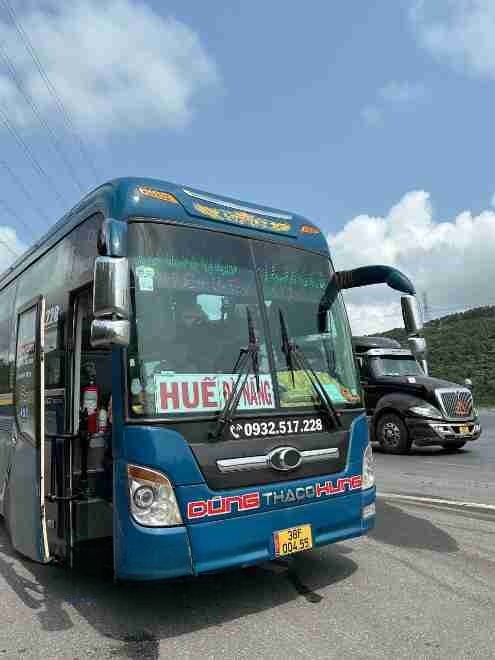 Xe Dũng Hưng (Huế) Mặt trước xe Giường nằm 40 chỗ (có WC)