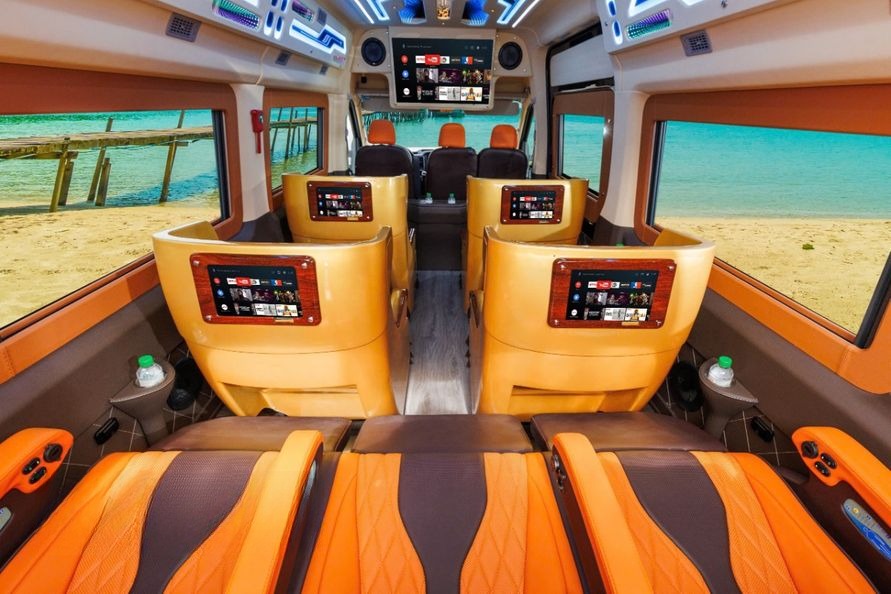 Xe Vie Limousine Ghế ngồi Limousine 9 chỗ