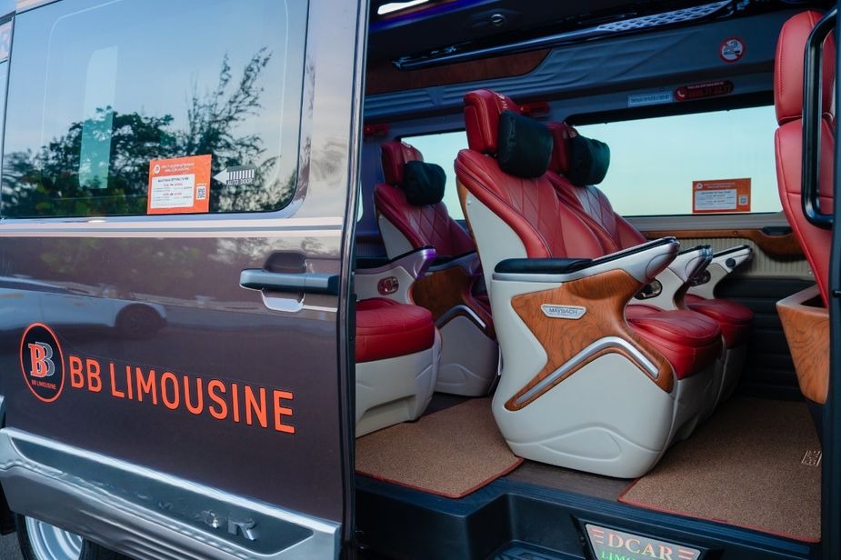 Xe BB Limousine Ghế ngồi Tiện ích Nội thất Limousine 12 chỗ