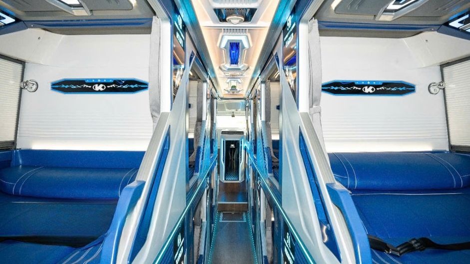 Xe Hoàng Long A Bờm Giường nằm Nội thất Limousine 22 giường