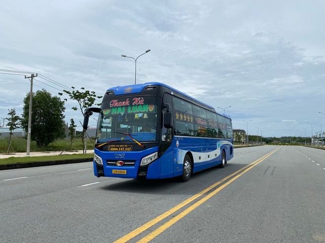 Xe Thanh Hà (Hải Luân) Mặt trước xe Giường nằm 40 chỗ