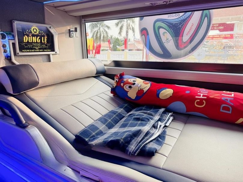 Xe Dũng Lệ Giường nằm Tiện ích Nội thất Limousine 24 Phòng Đôi