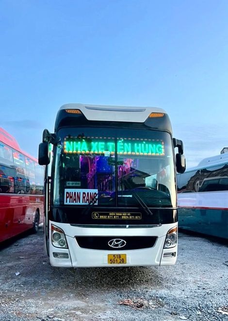 Xe Tiến Hùng (Phan Rang) Mặt trước xe 