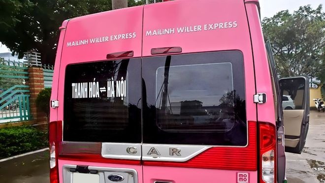 Xe Mai Linh Willer Mặt sau xe Limousine 9 chỗ