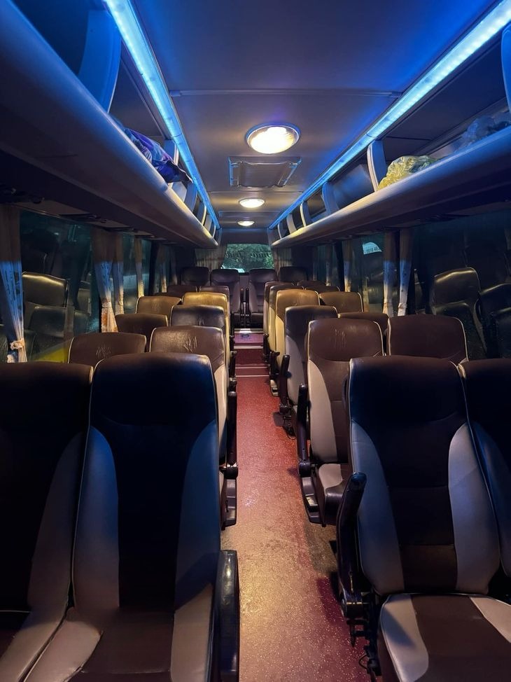Xe Tuấn Trường Ghế ngồi Ghế ngồi 28 chỗ