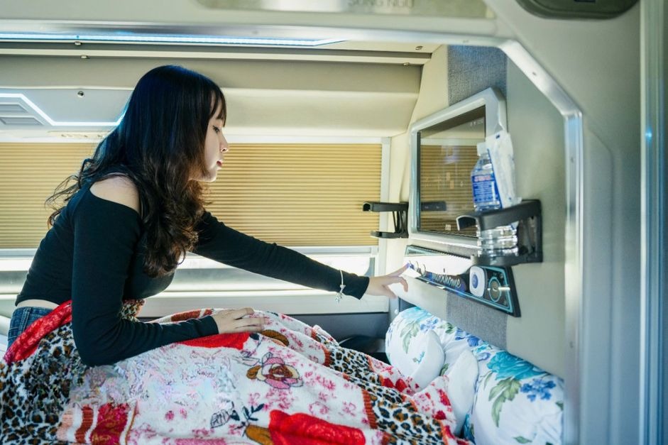 Xe Hạnh Cafe Nội thất Tiện ích Limousine 24 Phòng 