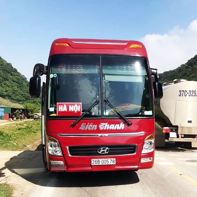 Xe Liên Thanh (Mộc Châu) Mặt trước xe Ghế ngồi 28 chỗ