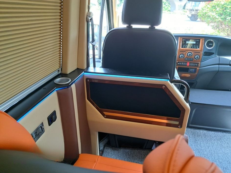 Xe Thiên Kim Limousine Nội thất Limousine 9 chỗ Plus
