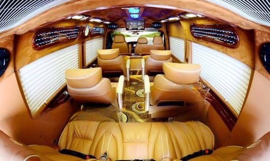 VIP limousine Huy Võ
