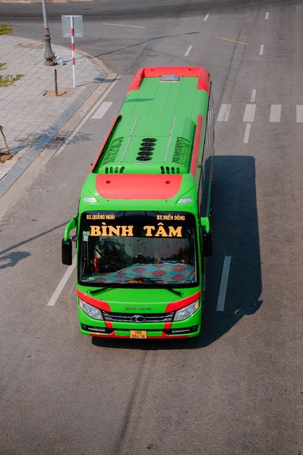 Xe Bình Tâm Mặt trước xe Limousine 36 phòng
