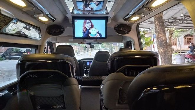 Xe Duy Tân Ghế ngồi Nội thất Limousine 9 chỗ