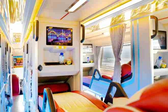 Xe Hùng Cúc Tiện ích Nội thất Limousine 34 phòng