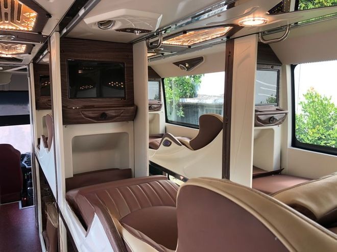 Xe Lovabus Giường nằm Tiện ích Nội thất Limousine giường nằm 34 chỗ